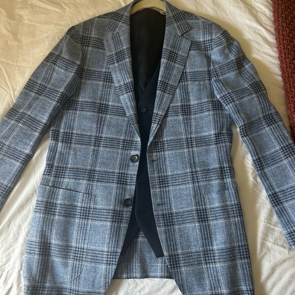 Suitsupply Gray Checkered Blazer